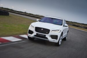 Jaguar F-Pace. Ko pārbaudīt pirms pirkšanas un ko nomainīt pēc tam?