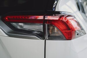 Nav vairs katalītisko neitralizatoru vai riteņu. Zagļi ir pievērsušies jaunai detaļu kategorijai.