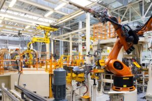 Melni mākoņi pār automobiļu nozari. Ko sagaida auto detaļu ražotāji?